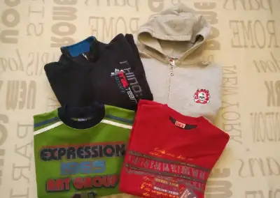 Chlapčenské mikiny/ 3€ ks