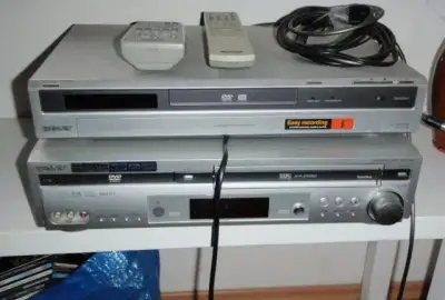 Domáce kino Sony s CD,Rádio,VHS,RDS