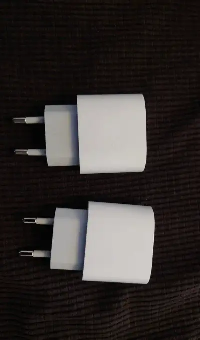 ADAPTÉRY APPLE 20W USB-C – RÝCHLONABÍJANIE