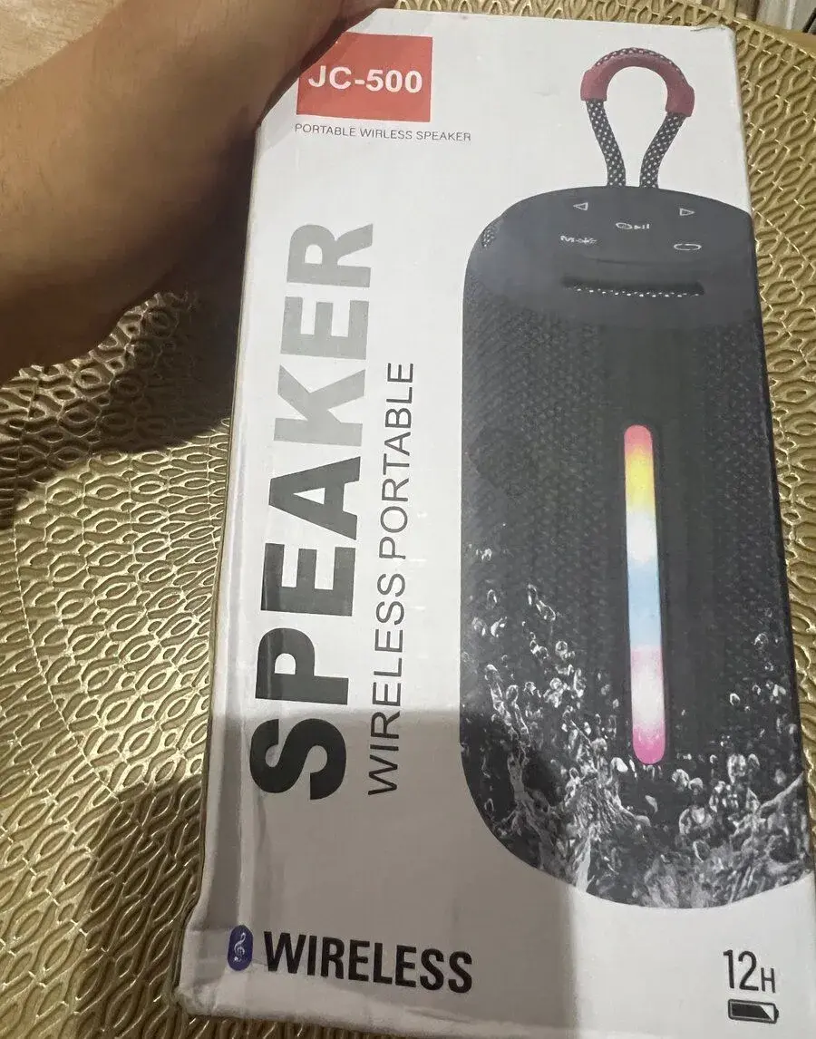 Úplne nový prenosný Bluetooth reproduktor JC-500