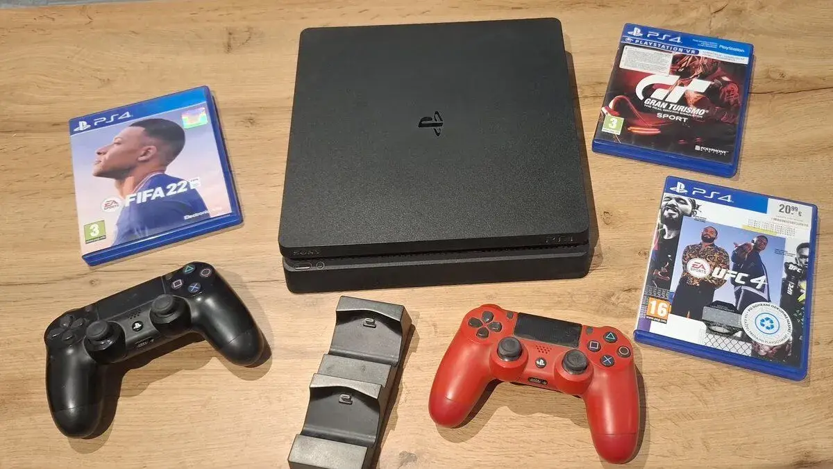 PlayStation 4