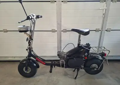 Motokolobežka Tina 197