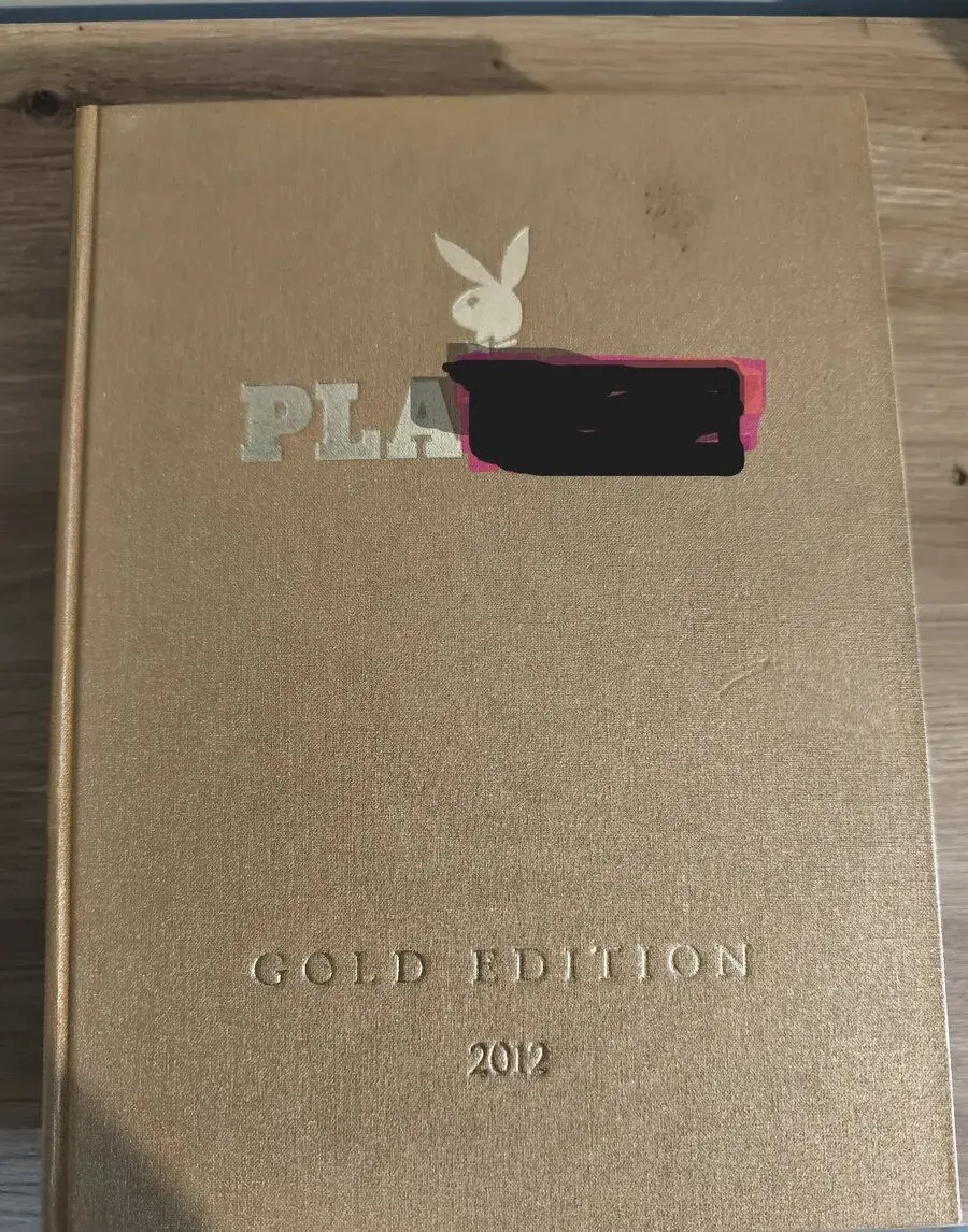 Zberateľská zlatá edícia Playboy 2012