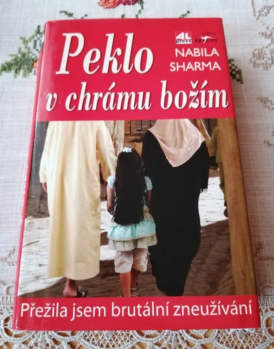 Peklo v chrámu božím - Nabila Sharma