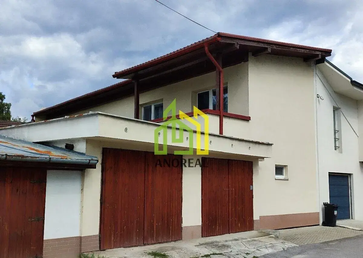 EXKLUZÍVNE: Rodinný dom vhodný na podnikanie – Žilina, Závod
