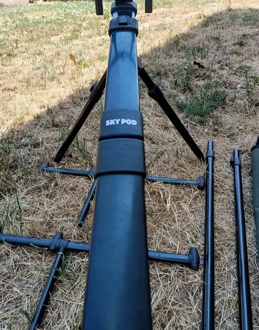 Stojan Fox sky pod