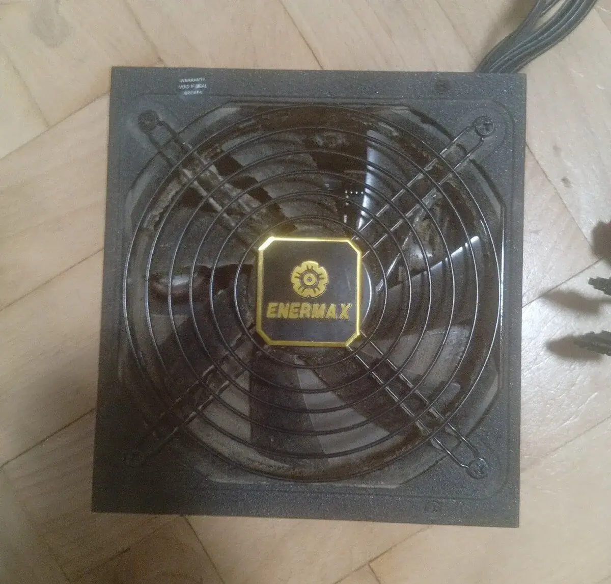 Kvalitný 650W zdroj Enermax Revolution X't II (80 PLUS Gold