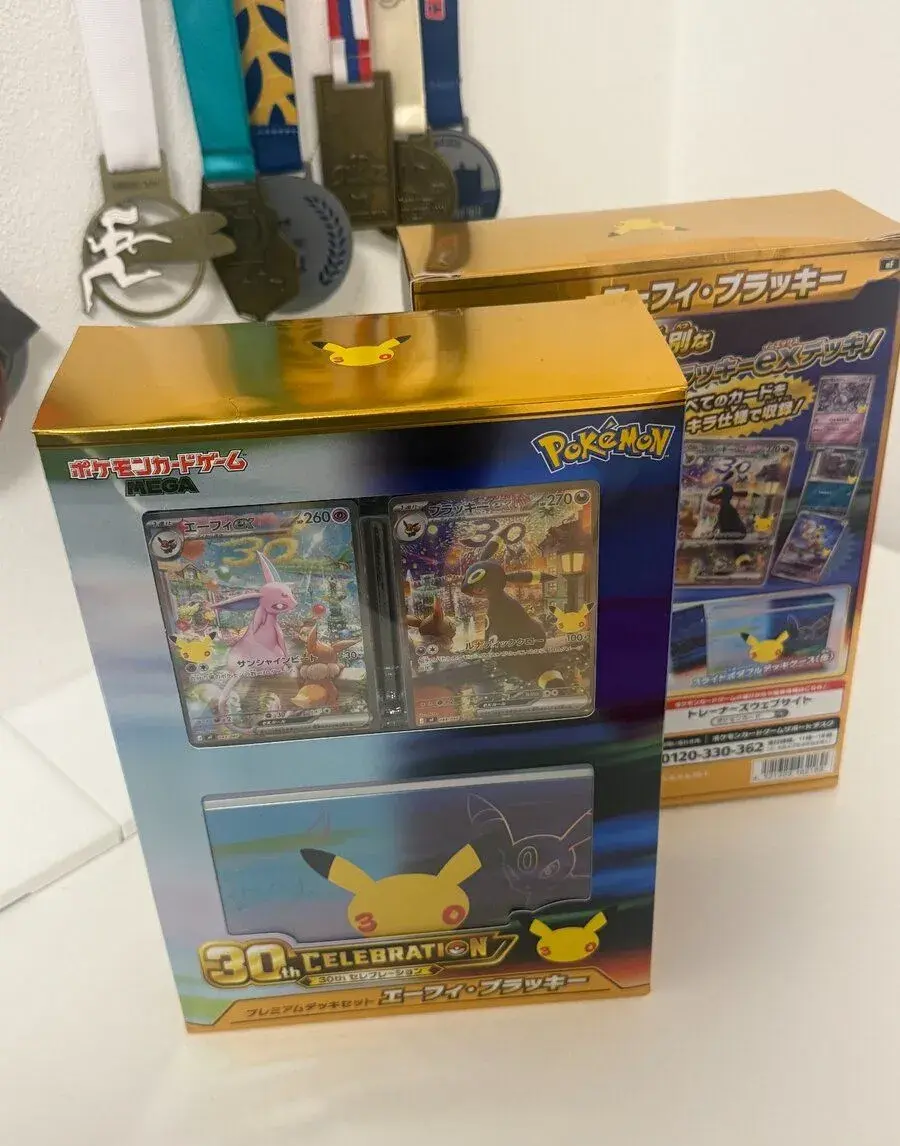 2ks Pokémon 30th Celebration Premium Deck Set