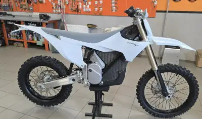 STARK VARG EX (80 HP) za 13480 €