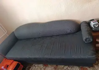 Gauč s úložným priestorom