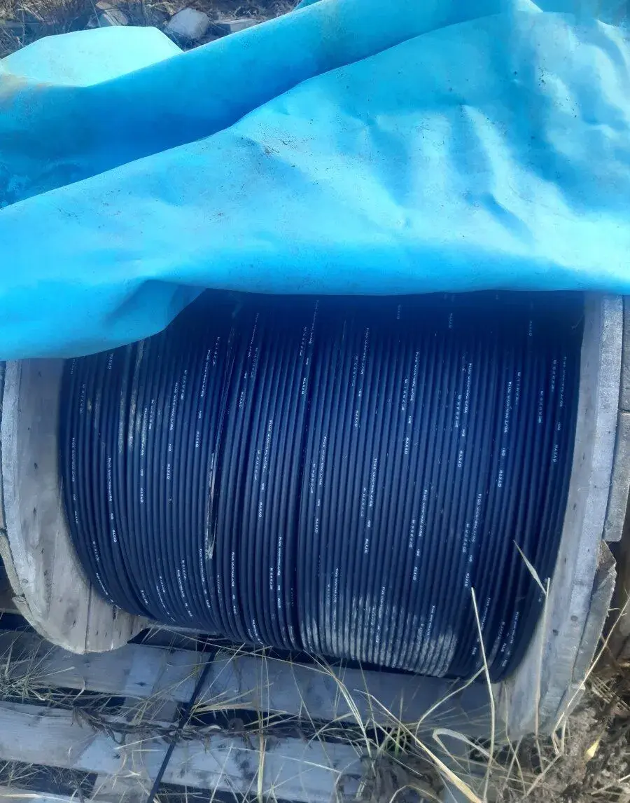 Zemny opticky kabel 8 vlakno 3 KM