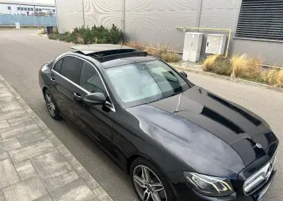 Mercedes-Benz E200 – 2018, 221 000 km