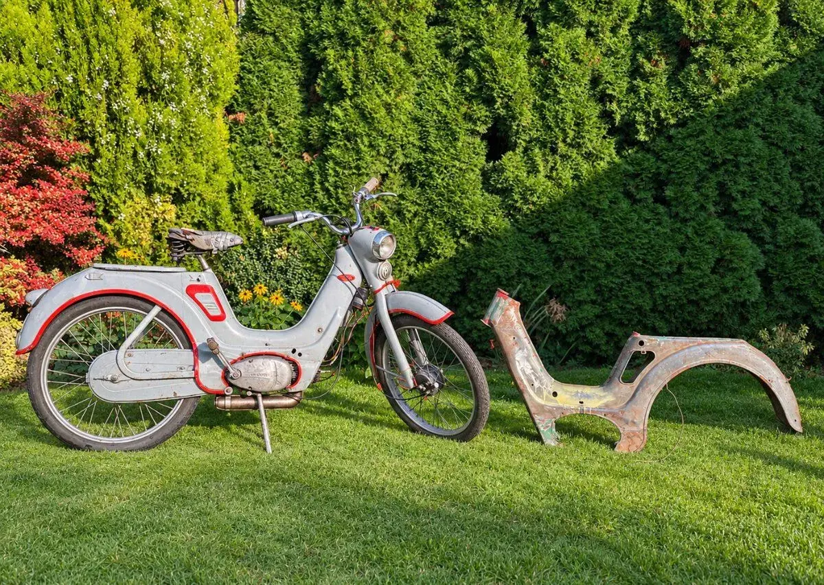Moped Jawa 50/551 Jawetta (1960) - Export s anglickým