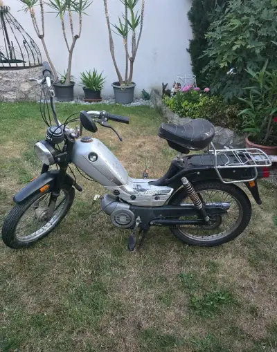 Zachovalý moped puch
