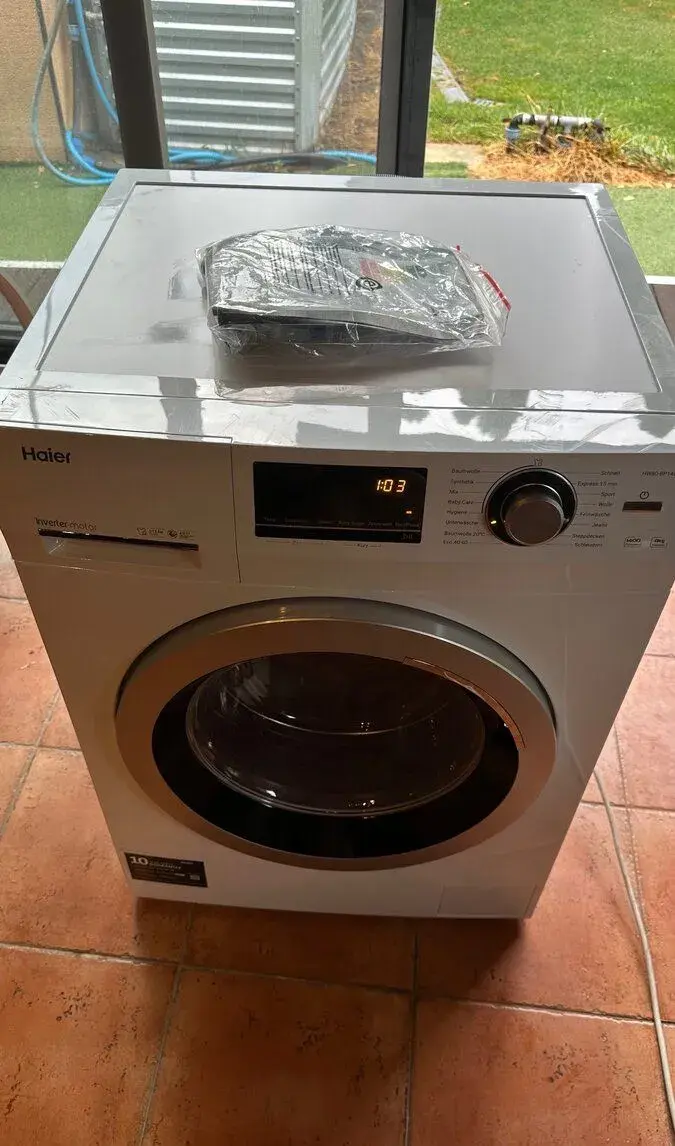 Úplne novú, nepoužitú spredu plnenú automatickú práčk