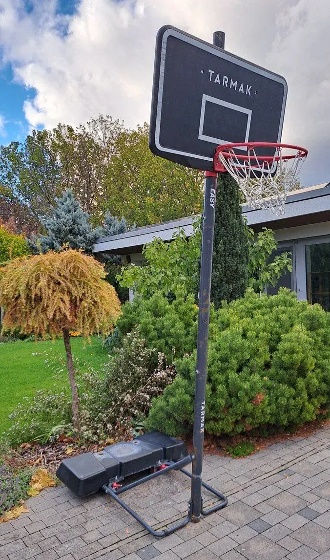 Výškovo nastaviteľný basketbalový kôš TARMAK B100 Easy