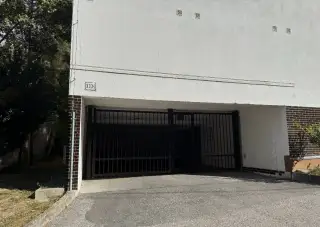 Garáž ul. Horný Šianec - v garážovom dome centrum mesta