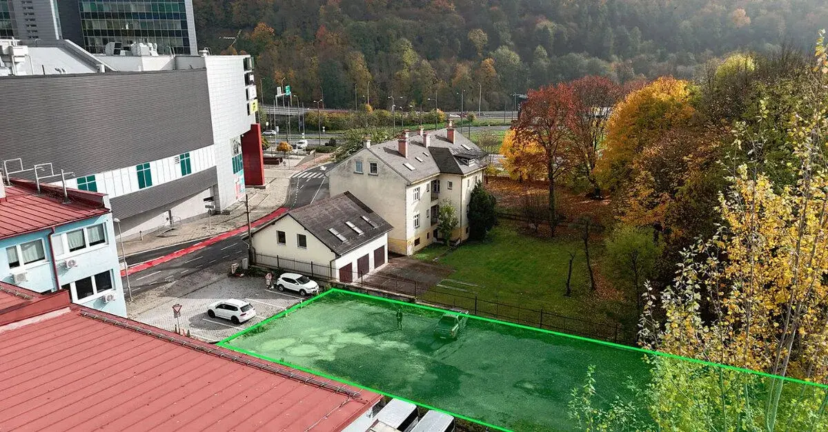 Pozemok pri Europe Banská Bystrica