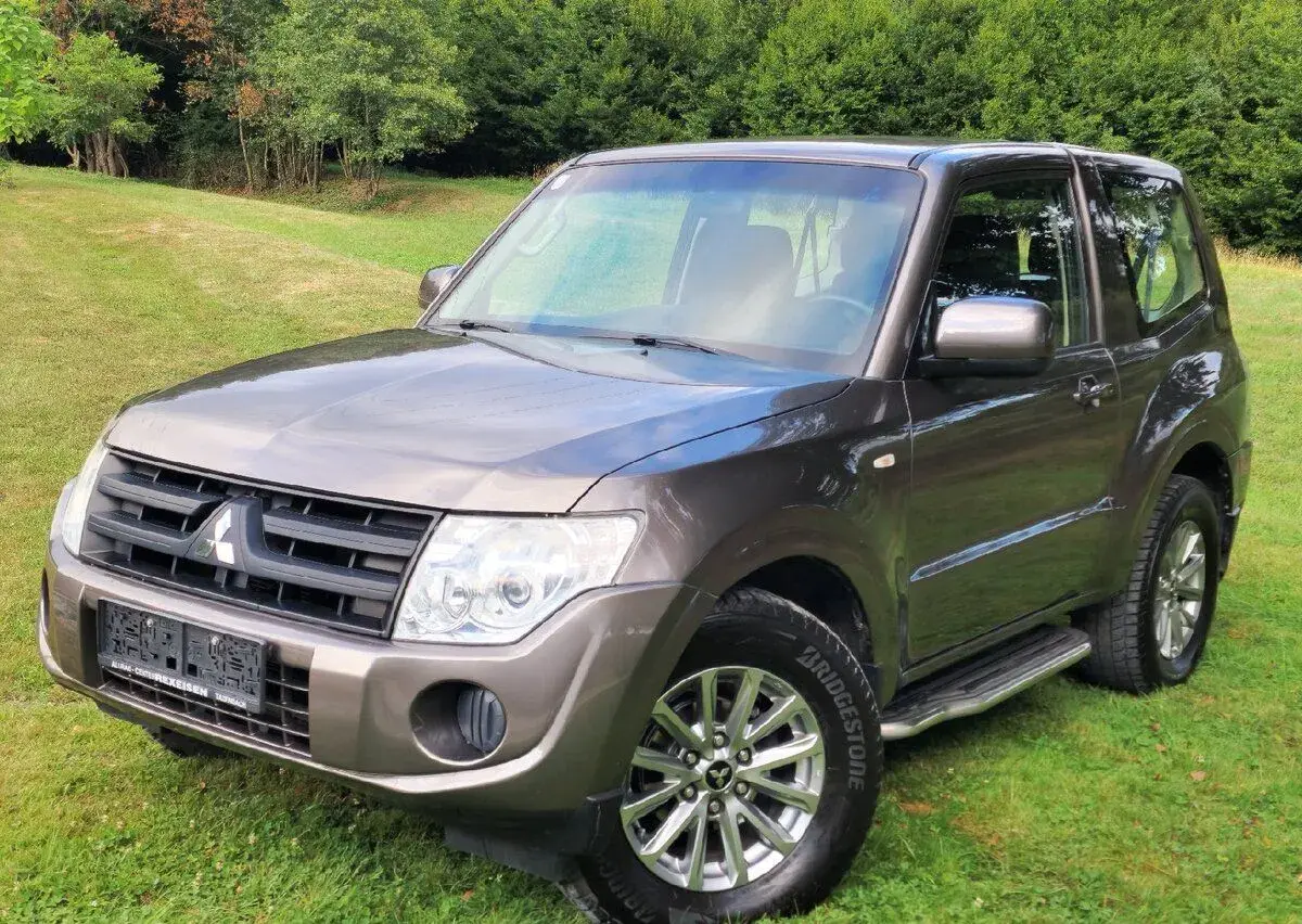 Mitsubishi Pajero – 2015, 182 700 km