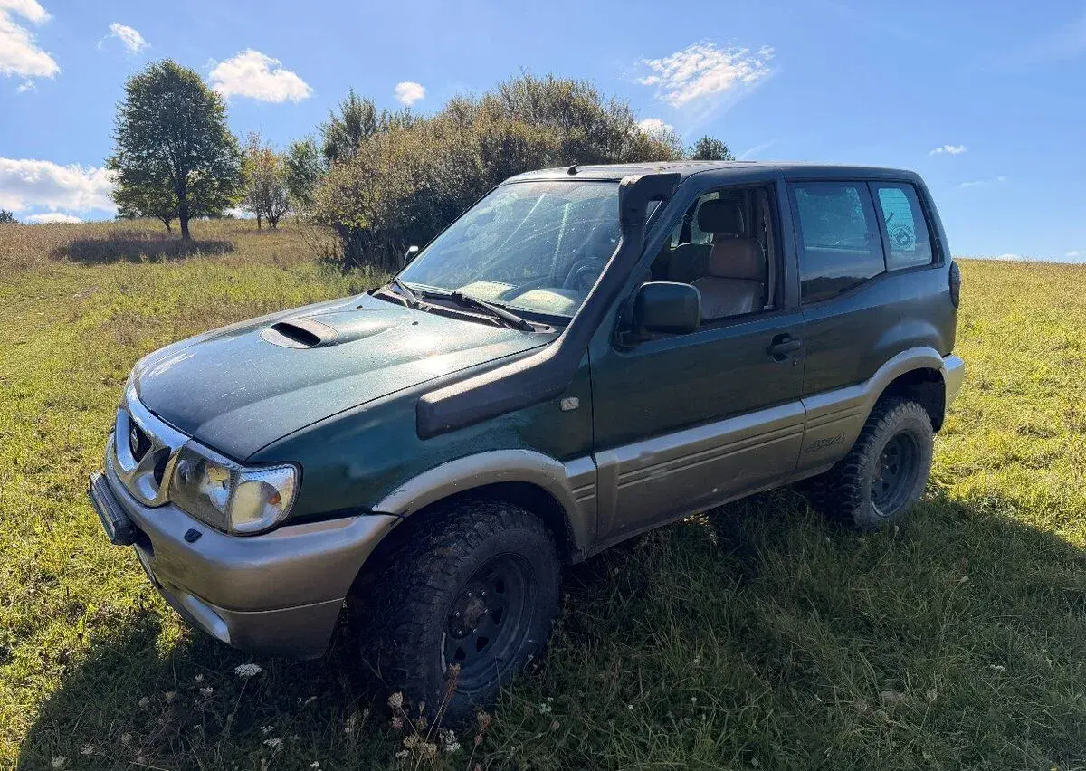 Nissan Terrano – 2000, 256 000 km