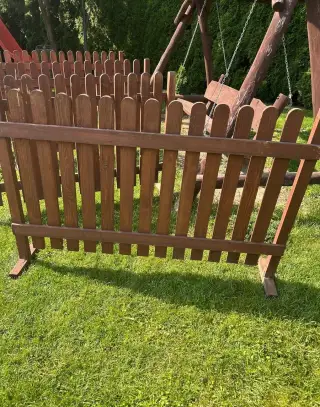 Drevené zábradlie 2ks