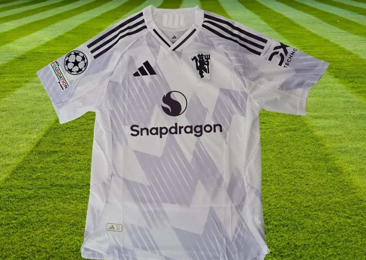 dres Manchester United FC white XL slimfit