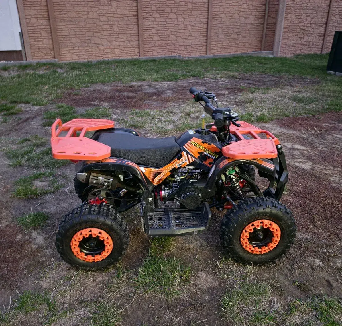 Detská štvorkolka MiniHummer Deluxe 49cc – v záruke