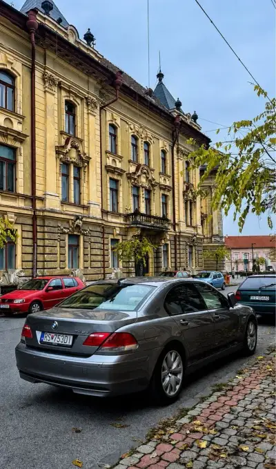 BMW E65