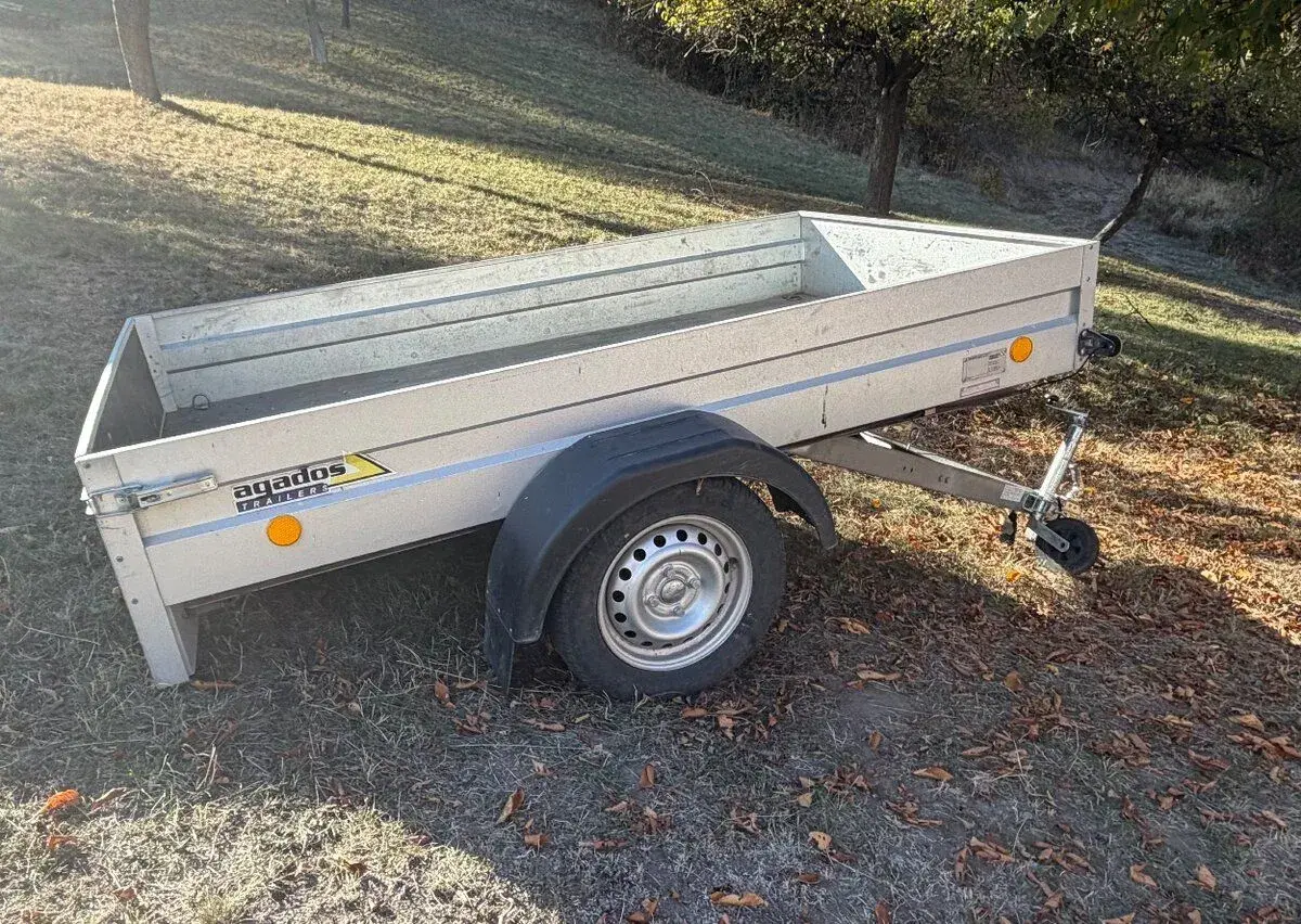 Prívesný vozík AGADOS 750 kg sklopný