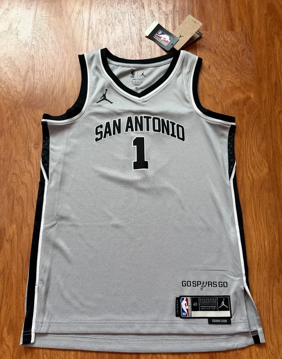 Jordan Dri-FIT NBA San Antonio Spurs 2025/26 Statement Editi