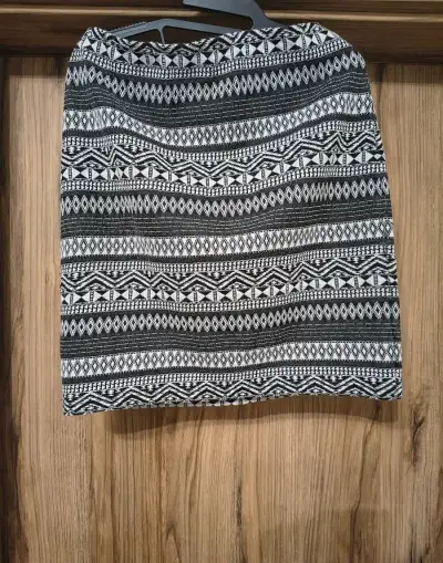 Čierno- biela vzorovaná sukňa Blancheporte, č. 42/44