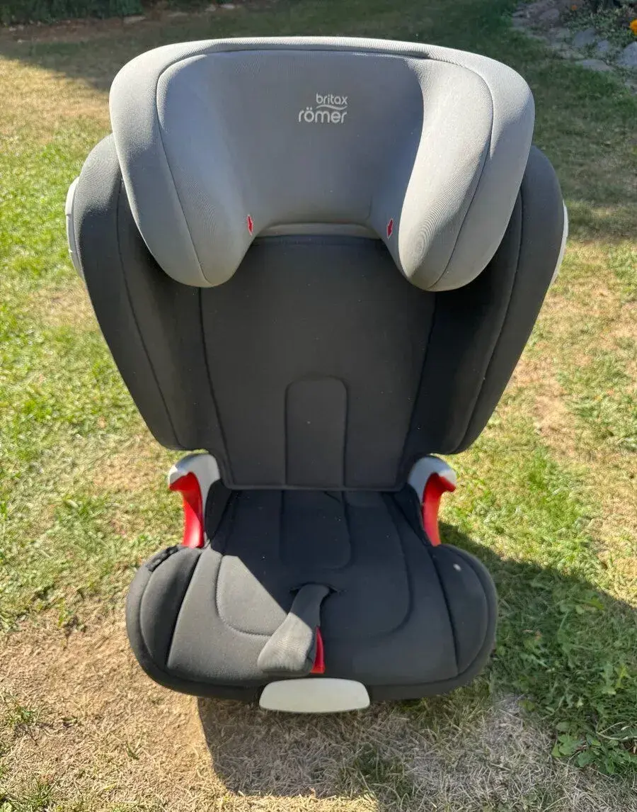 Detská autosedačka Britax Römer Kidfix II XP SICT