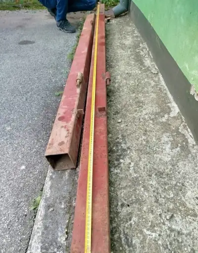 Stavebná dvojkrídlová brána 6 × 2,20 m