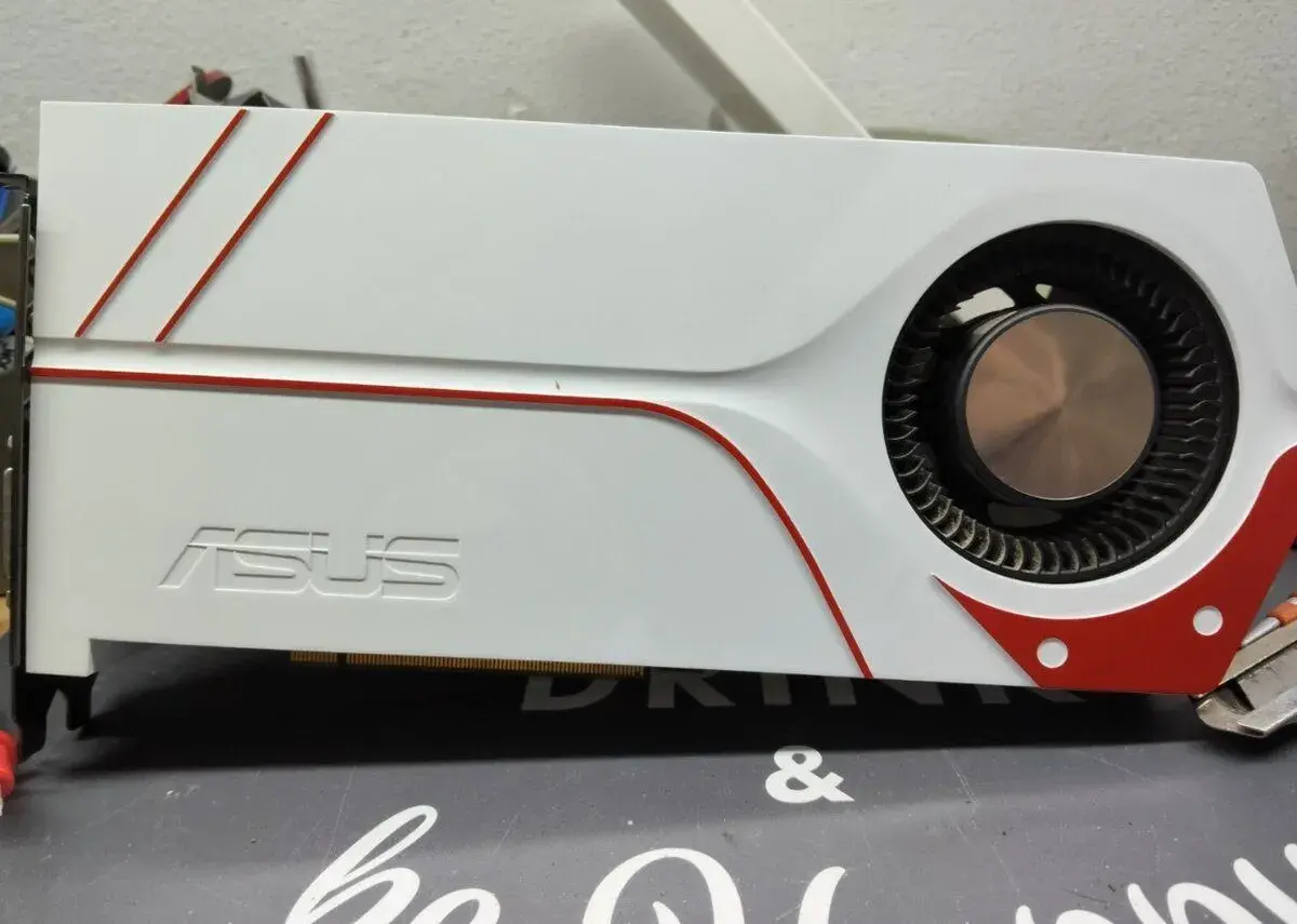 ASUS GeForce GTX 960 Turbo
