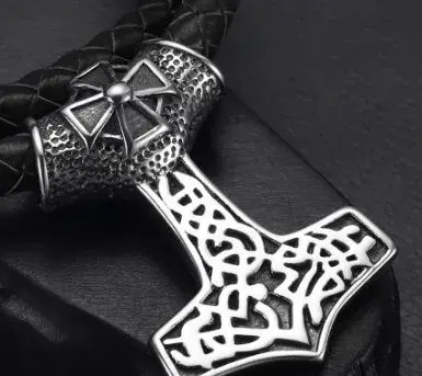 Prívesok MJOLLNIR