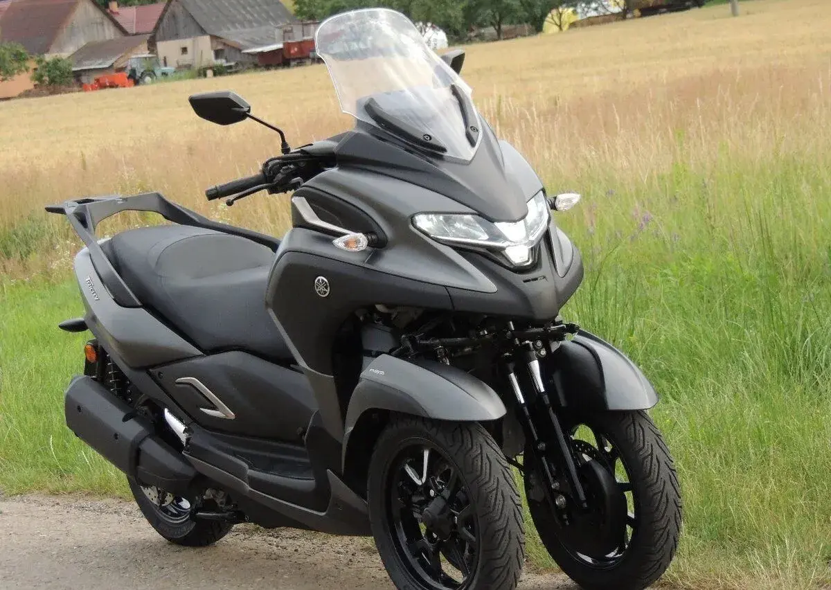 YAMAHA TRICITY 300 2020 ,B" vodičák