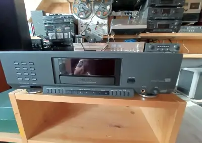 Philips CD 930