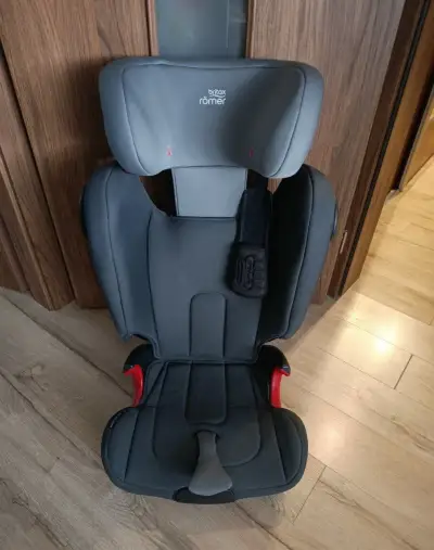 Britax Römer Kidfix II XP SICT