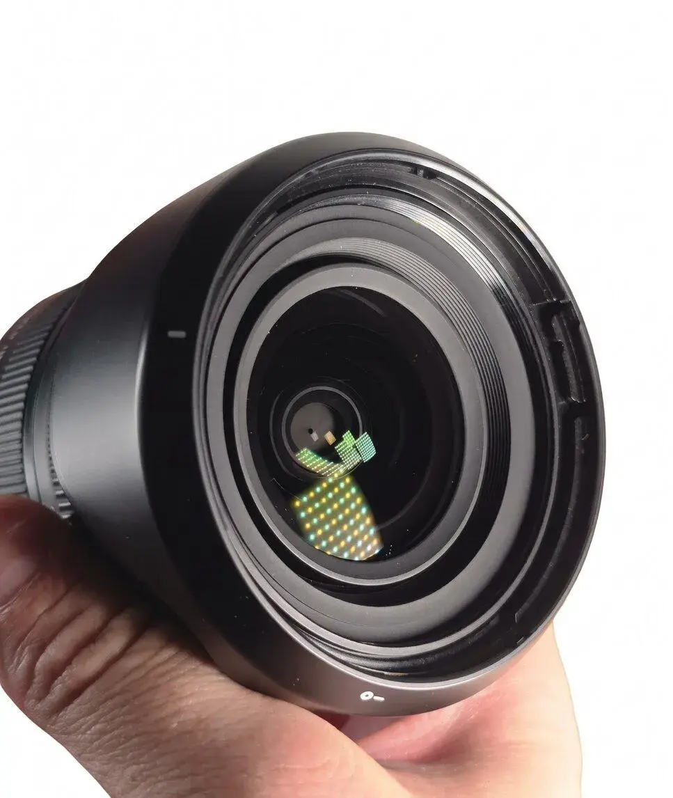 Tamron 17-28mm f/2.8 Di III RXD (Sony E)