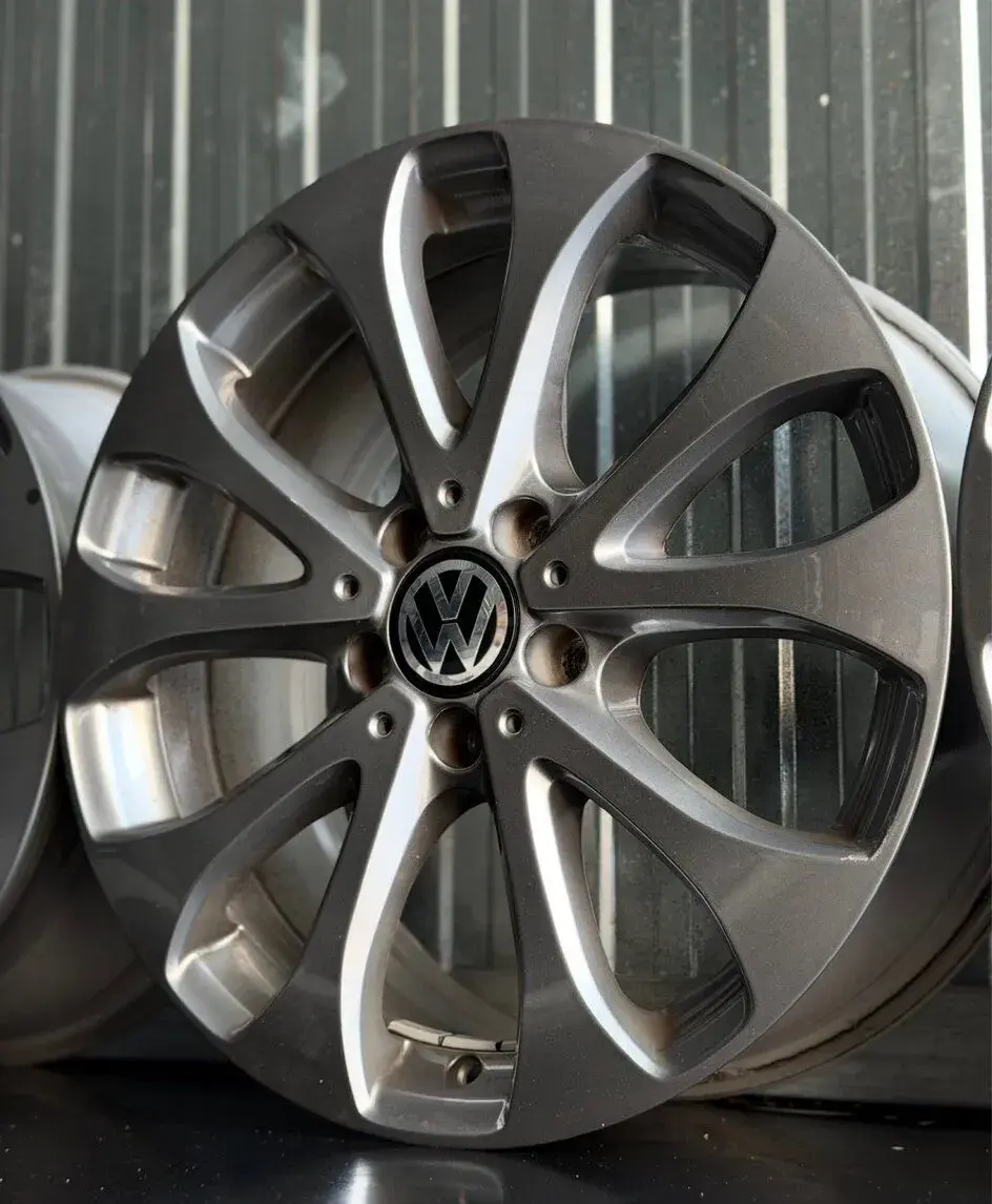 Volkswagen r18