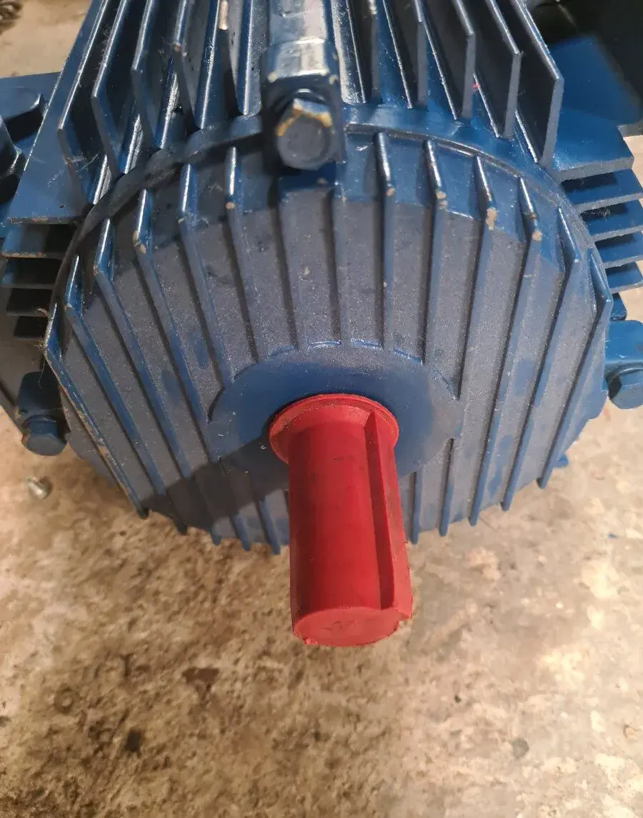 Nový nepoužitý el.motor 3kW 2900ot