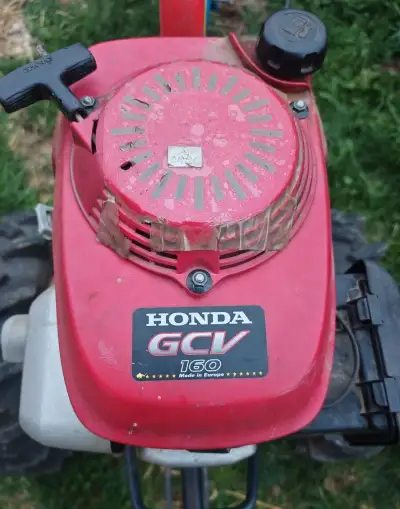 Malotraktor tera vari