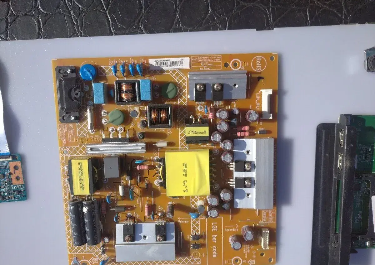Televízor LG 43LH500T-ZA náhradné diely.