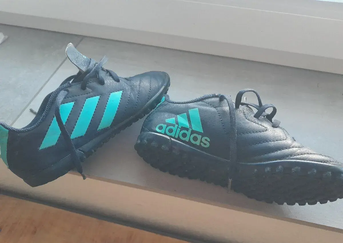 Turfi ADIDAS