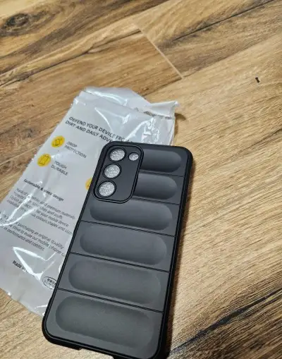 Kryt na Samsung S 23 III.