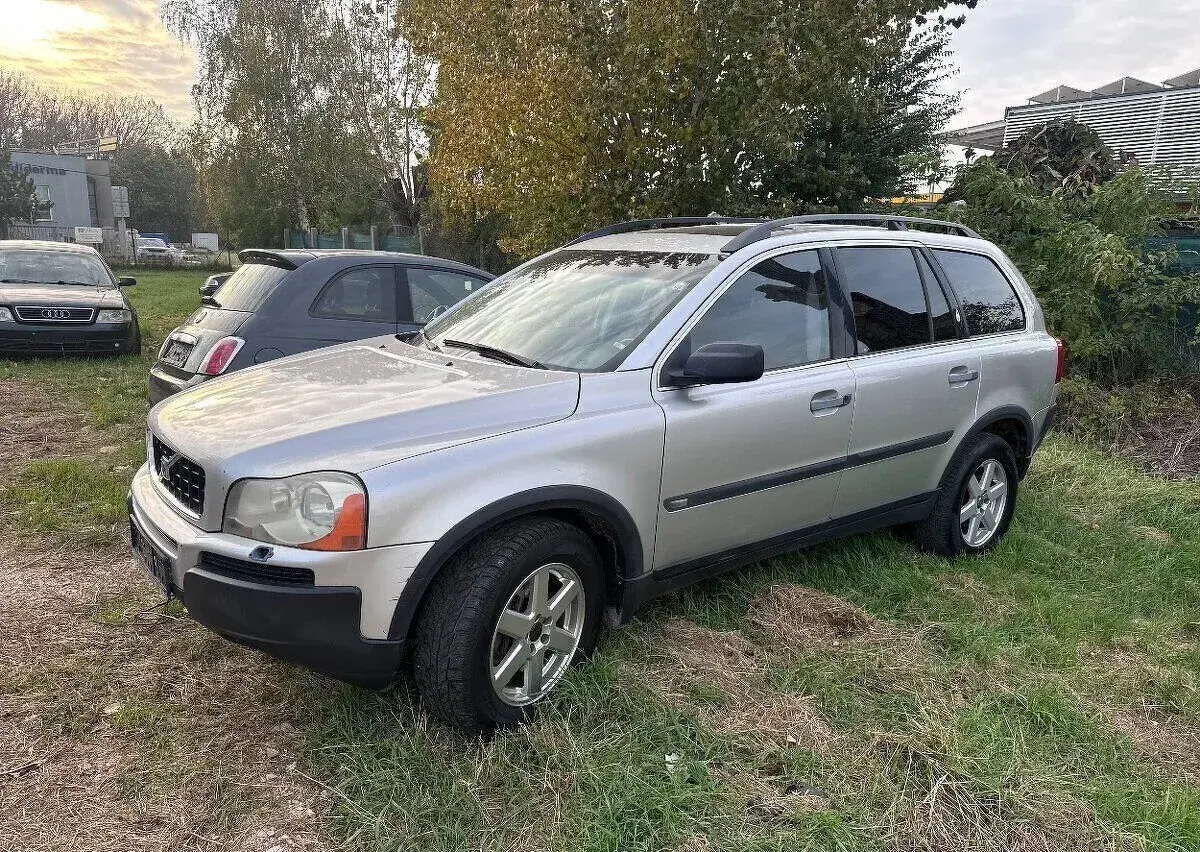 Volvo XC90 – 2004
