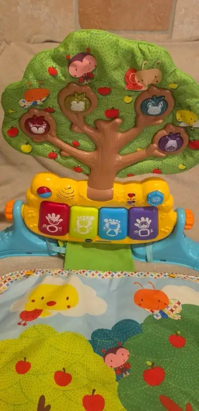 Hudobná hracia deka VTech Little Friendlies