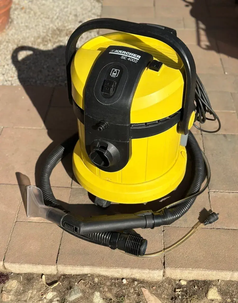 Karcher SE 4002 tepovač