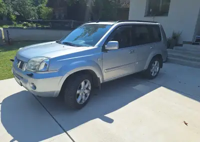 Nissan x