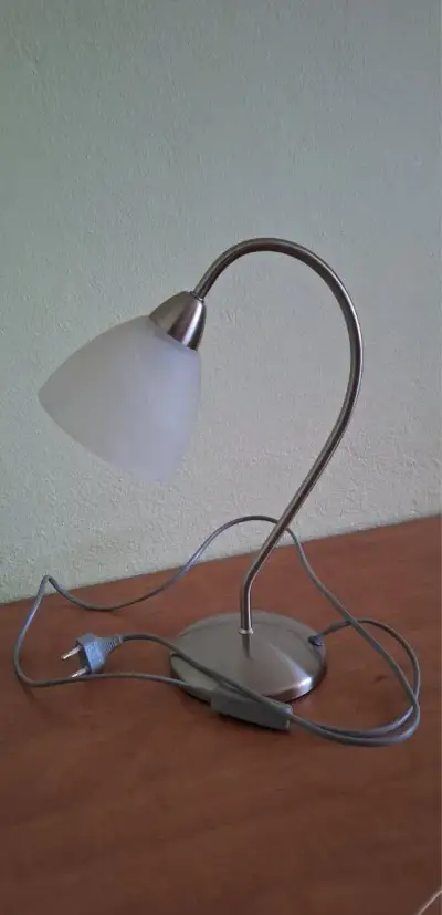 Stolné lampy